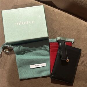 Mlouye | Rotate Card Holder | Black and Red